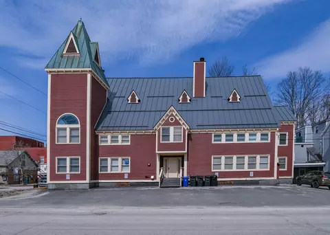 18 Pleasant St #3, Ludlow, VT 05149
