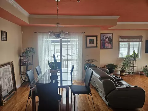 Dining - 7 F St #3, Hampton, NH 03842 photo 2 of 2