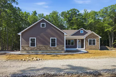 19 Bald Hill Rd, Raymond, NH 03077