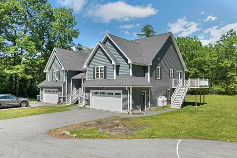 55 Park Ave #B, Salem, NH 03079