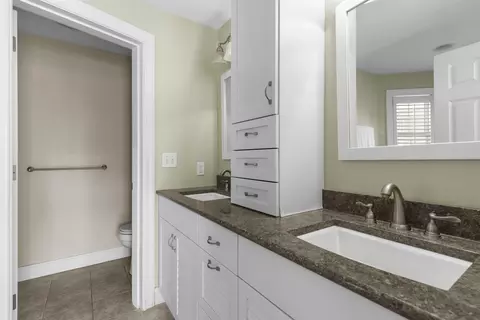Bath - 23 Duston Ave, Hampton, NH 03842 photo 1 of 5
