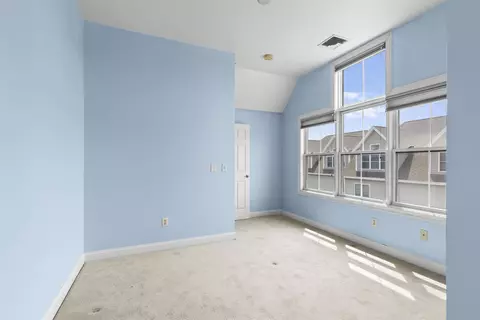 Bedroom - 23 Duston Ave, Hampton, NH 03842 photo 11 of 12
