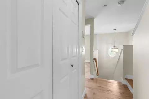 Entry Way - 23 Duston Ave, Hampton, NH 03842 photo 4 of 7