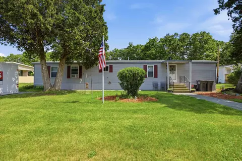 19 Winter St, Salem, NH 03079
