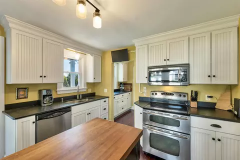 Kitchen - 159 N Main St, Wolfeboro, NH 03894 photo 6 of 6