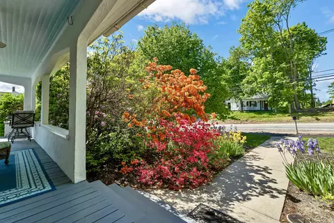 Exterior - 159 N Main St, Wolfeboro, NH 03894 photo 5 of 12