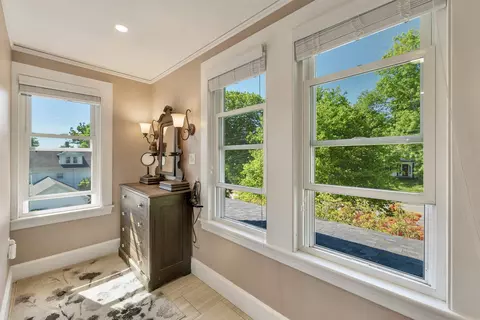 Entry Way - 159 N Main St, Wolfeboro, NH 03894 photo 6 of 6