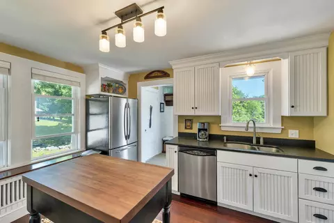 Kitchen - 159 N Main St, Wolfeboro, NH 03894 photo 3 of 6