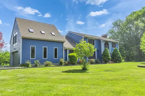 Exterior - 8 Longview Dr, Bow, NH 03304 photo 9 of 10