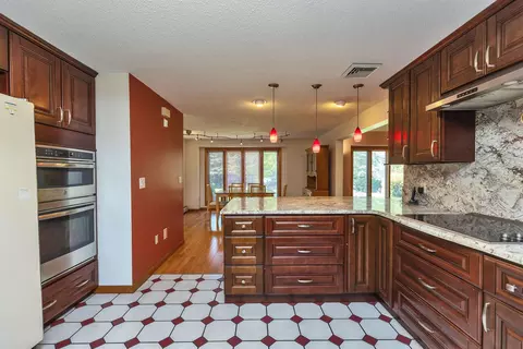 Kitchen - 8 Longview Dr, Bow, NH 03304 photo 4 of 4