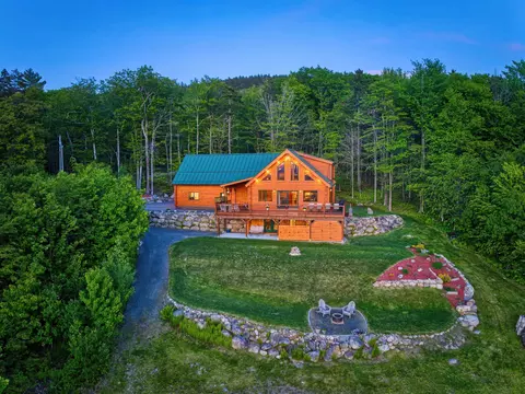 201 Rollins Rd, Newbury, NH 03255
