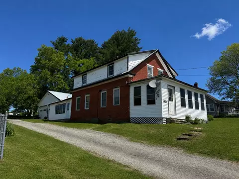 6620 Vt Rte 100, Troy, VT 05868