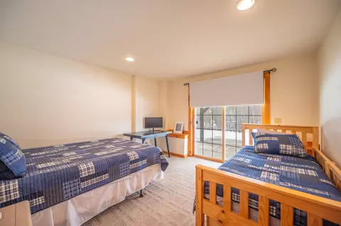 Bedroom - 10 Grouse Ln # A, Dover, VT 05356 photo 5 of 5