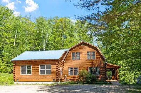 77 Whitehouse Cir, Campton, NH 03223