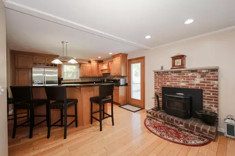Kitchen - 20 Purington Ln, Hampton, NH 03842 photo 3 of 4