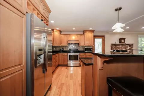 Kitchen - 20 Purington Ln, Hampton, NH 03842 photo 1 of 4