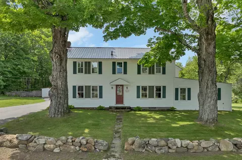 220 Stockbridge Corner Rd, Alton, NH 03809
