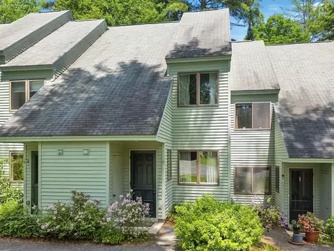 292 Woodhaven Dr #9F, White River Junction, VT 05001