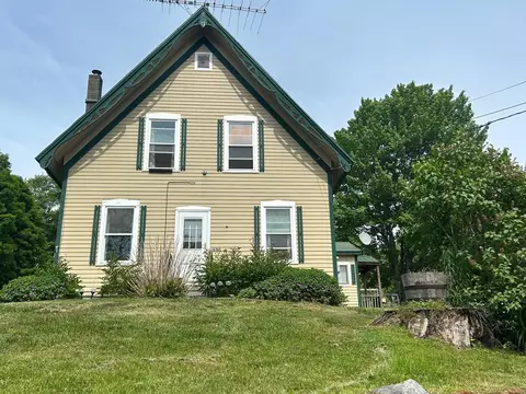 1690 Cadys Falls Rd, Morristown, VT 05661