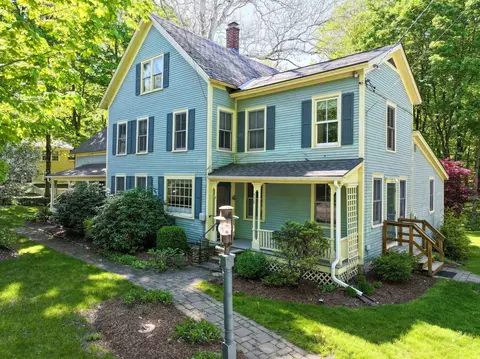 458 E Main St, Middlebury, VT 05753