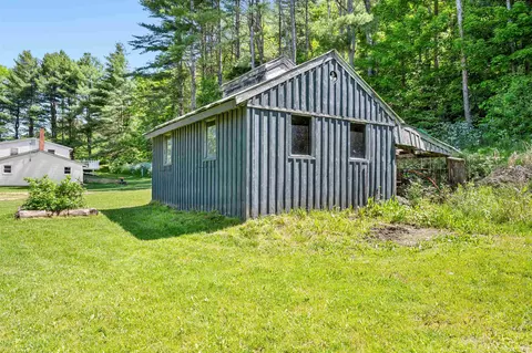 Exterior - 164 E Hill Rd, Brookfield, VT 05036 photo 9 of 12