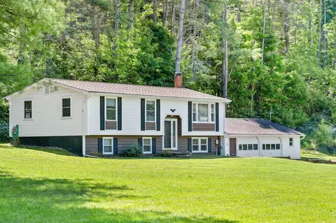 Exterior - 164 E Hill Rd, Brookfield, VT 05036 photo 1 of 12