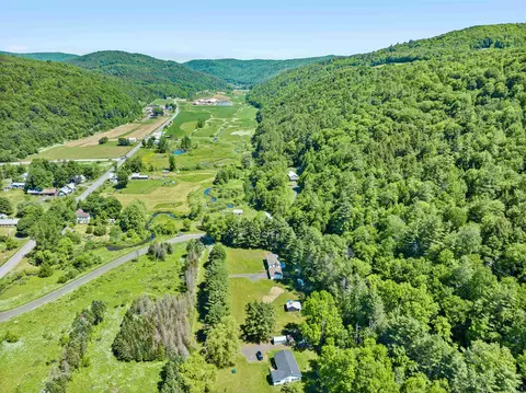 View/Area - 164 E Hill Rd, Brookfield, VT 05036 photo 5 of 6
