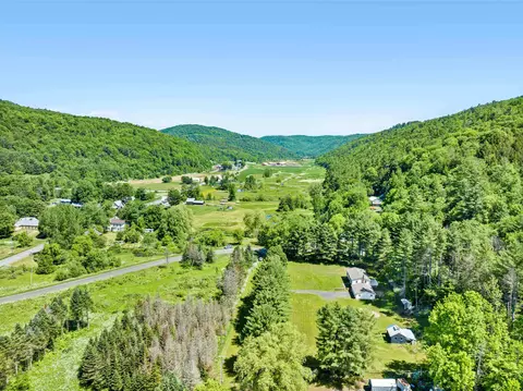 View/Area - 164 E Hill Rd, Brookfield, VT 05036 photo 4 of 6