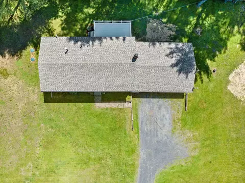 View/Area - 164 E Hill Rd, Brookfield, VT 05036 photo 3 of 6