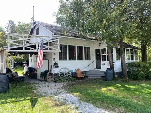 45 Campano Dr, Georgia, VT 05478