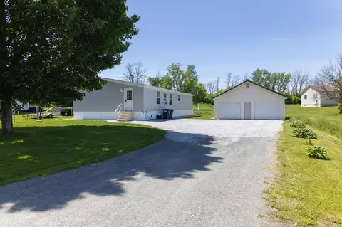 1395 Lower Newton Rd, Saint Albans, VT 05478