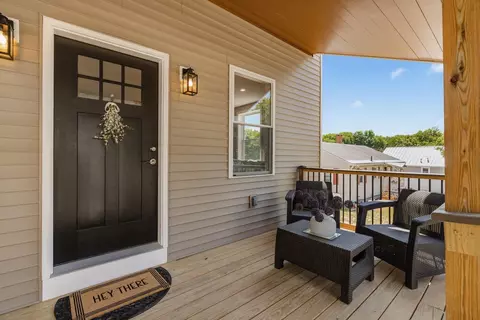 Exterior - 25 Mill St, Epping, NH 03042 photo 5 of 12
