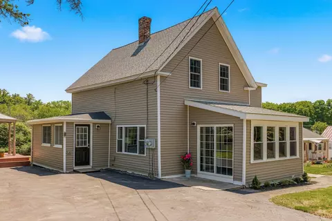 Exterior - 25 Mill St, Epping, NH 03042 photo 7 of 12