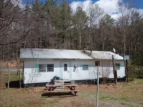 1045 Us Route 3, Stratford, NH 03590