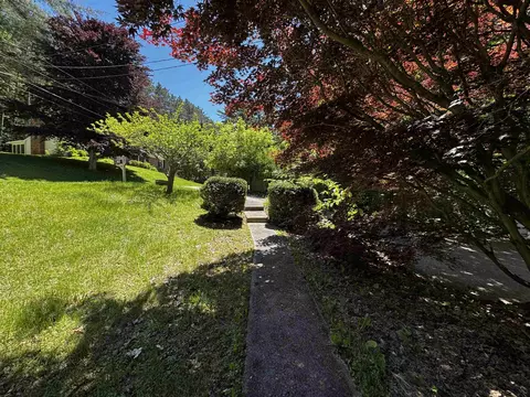 Exterior - 142 Pine Cir, Bennington, VT 05201 photo 5 of 17