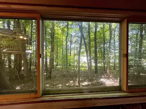 Exterior - 142 Pine Cir, Bennington, VT 05201 photo 17 of 17