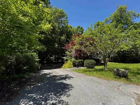 Exterior - 142 Pine Cir, Bennington, VT 05201 photo 6 of 17