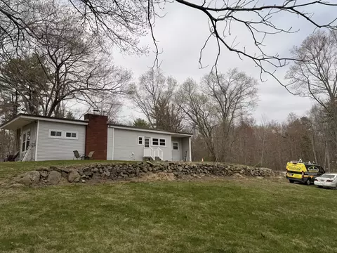 17 Hampstead Rd, Salem, NH 03079