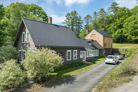 3 Firehouse Ln # -5, New Hampton, NH 03256