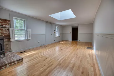Living - 160 Browns Ridge Rd, Ossipee, NH 03864 photo 5 of 9