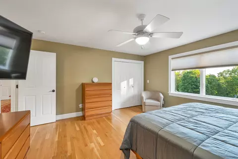 Bedroom - 75 Long Pond Rd, Dunbarton, NH 03046 photo 6 of 12
