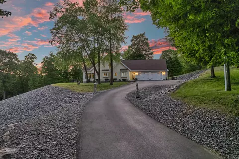 Exterior - 75 Long Pond Rd, Dunbarton, NH 03046 photo 4 of 6