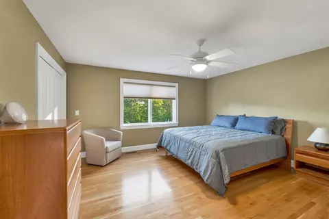 Bedroom - 75 Long Pond Rd, Dunbarton, NH 03046 photo 4 of 12