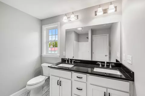 Bath - 5 Violette Dr # B, Epping, NH 03042 photo 3 of 3