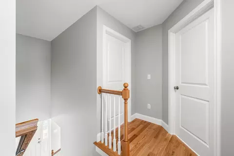 Entry Way - 5 Violette Dr # B, Epping, NH 03042 photo 2 of 3