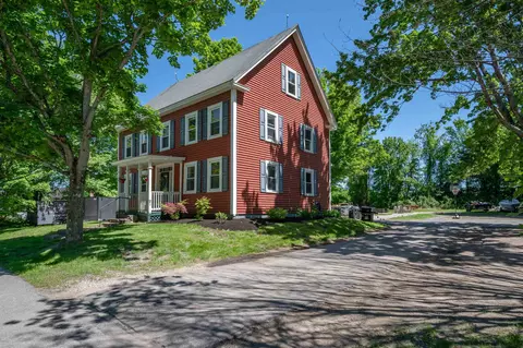 241 Pembroke St, Pembroke, NH 03275