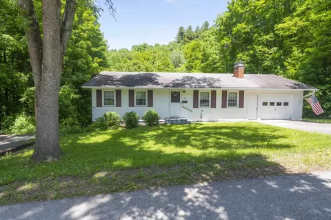 131 Slate Ave, Northfield, VT 05663