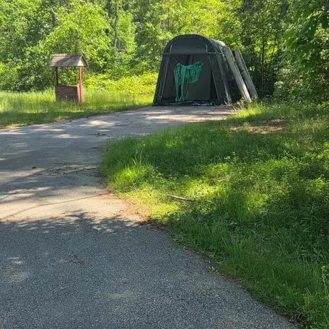 Exterior - 18 Gorham Dr, Dunbarton, NH 03046 photo 3 of 10