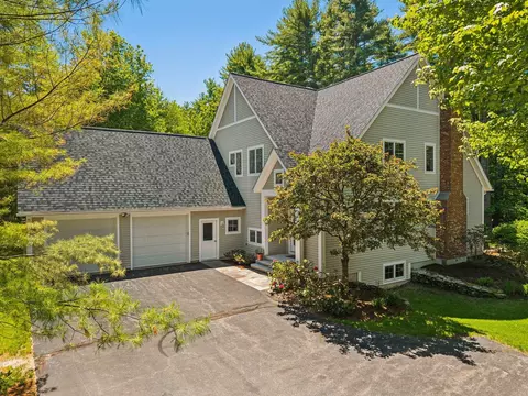 73 Pipers Point Ln, Alton, NH 03809