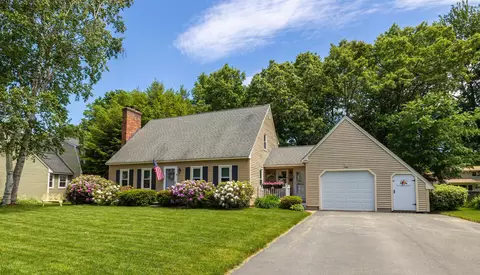 3 New Castle St, Concord, NH 03301